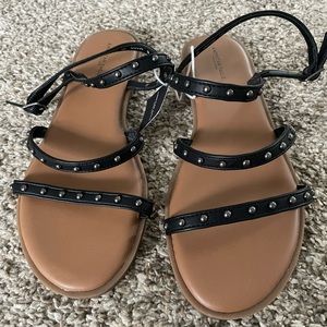 American Eagle studded straps sandals size 8